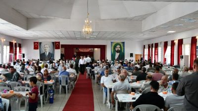 Hacı Bektaş-ı Veli Derneği tarafından düzenlenen Aşure lokması etkinliğinde, inanç