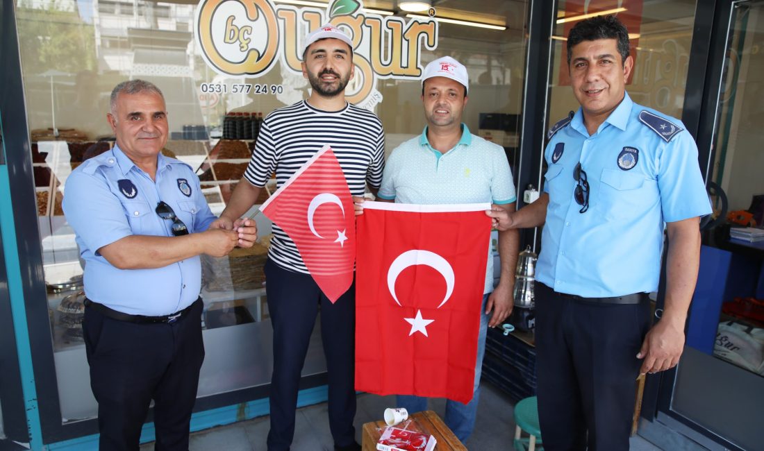 Ay Yıldız Seferberliği Battalgazi Sokaklarında Battalgazi Belediyesi, Cumhurbaşkanı Recep Tayyip Erdoğan’ın “Her hane ay yıldızla