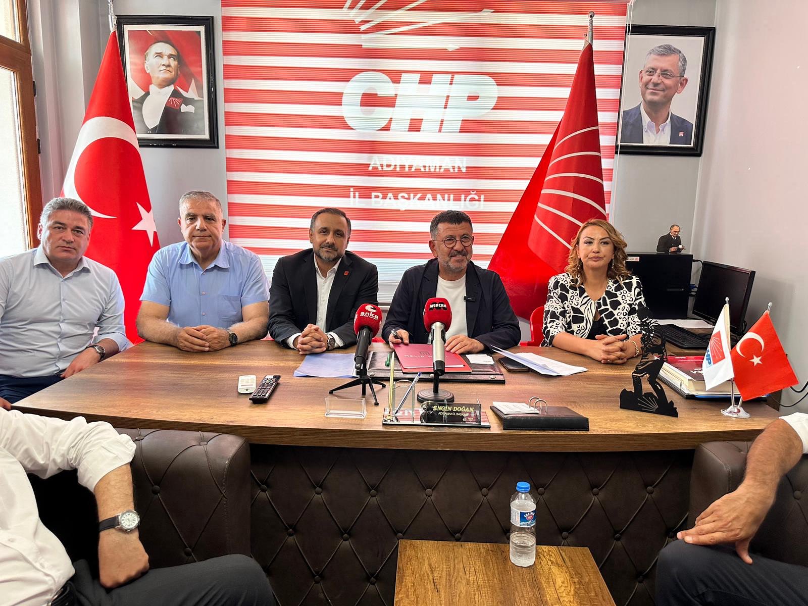 Cumhuriyet Halk Partisi (CHP) Malatya Milletvekili Veli Ağbaba, saha çalışmalarına