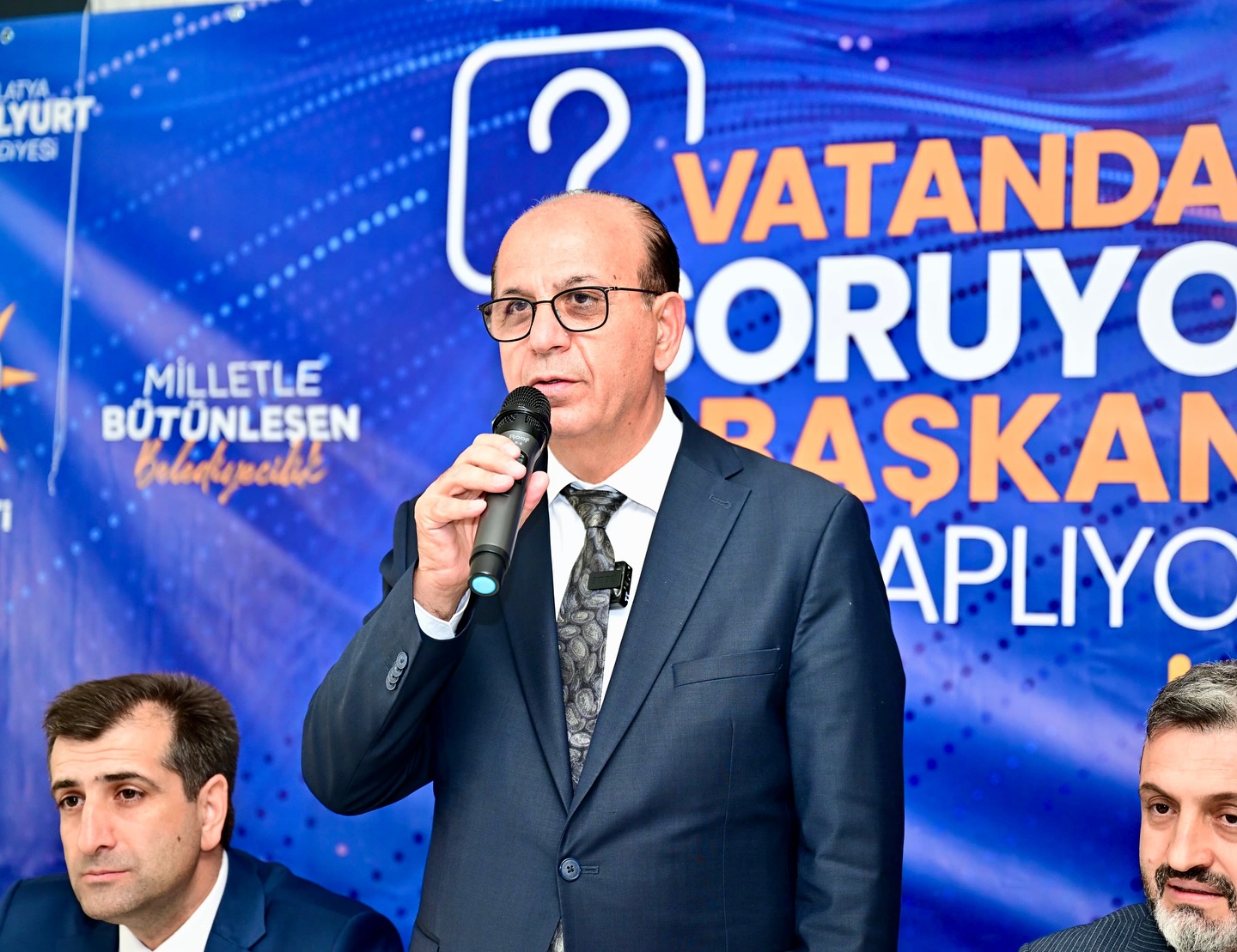 Yeşilyurt Belediyesi’nin düzenlediği “Vatandaş Soruyor, Başkan Cevaplıyor” programı bu kez