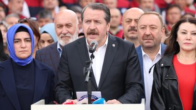 Memur Sendikaları Konfederasyonu (Memur-Sen) Genel Başkanı Ali Yalçın, kamu görevlileri