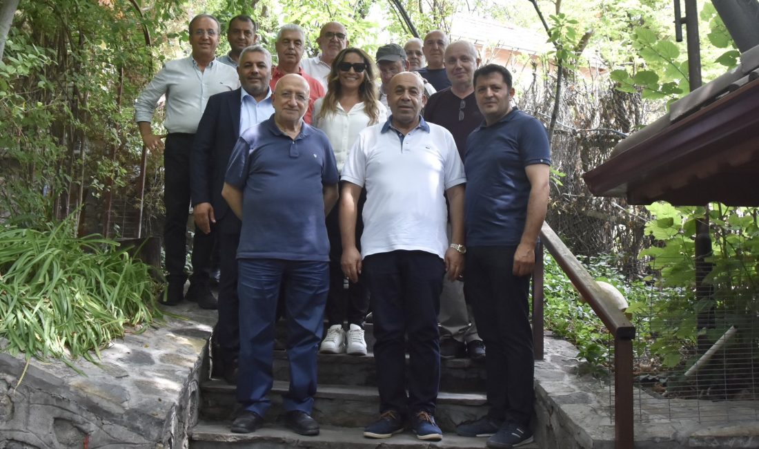 MalatyaPolitik.com – Ekonomi Gündemi Malatya TSO Başkanı Sadıkoğlu, Ekonomi Yazarları