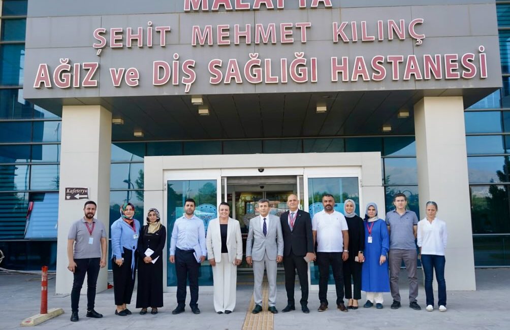 Ağız ve Diş Sağlığı Hizmetleri İçin Yeni Planlamalar Yapıldı Malatya İl Sağlık Müdürü Uzm. Dr. Cezmi Karaca başkanlığında, Kamu