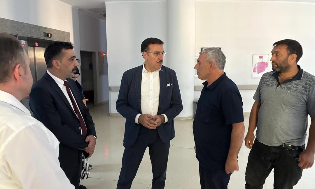Milletvekili Tüfenkci’den Hastane ve Yoğun Bakım Ziyareti AK Parti Malatya Milletvekili Bülent Tüfenkci, AK Parti Malatya İl