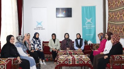 AK Parti Malatya Kadın Kolları Başkanı Esin Yılmaz, teşkilat çalışmaları