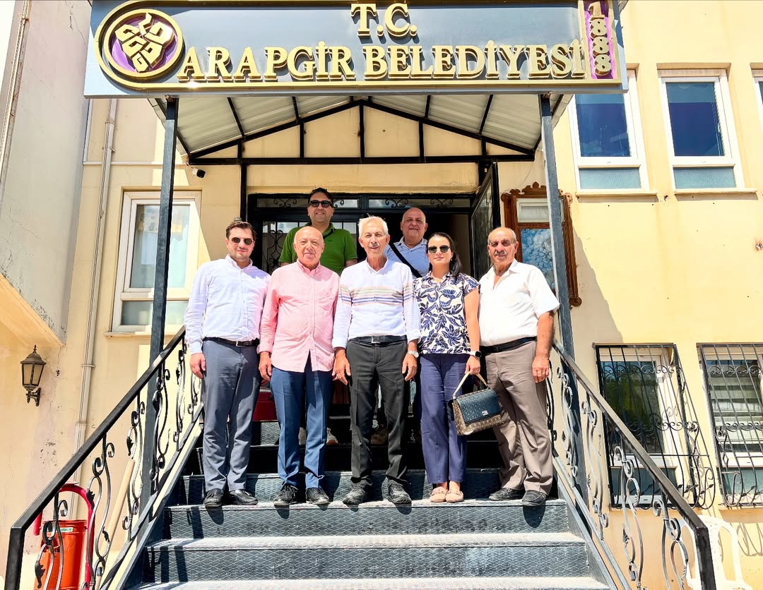 Arapgir’in yetiştirdiği başarılı iş insanlarından Adil Üstündağ, Arapgir Belediye Başkanı