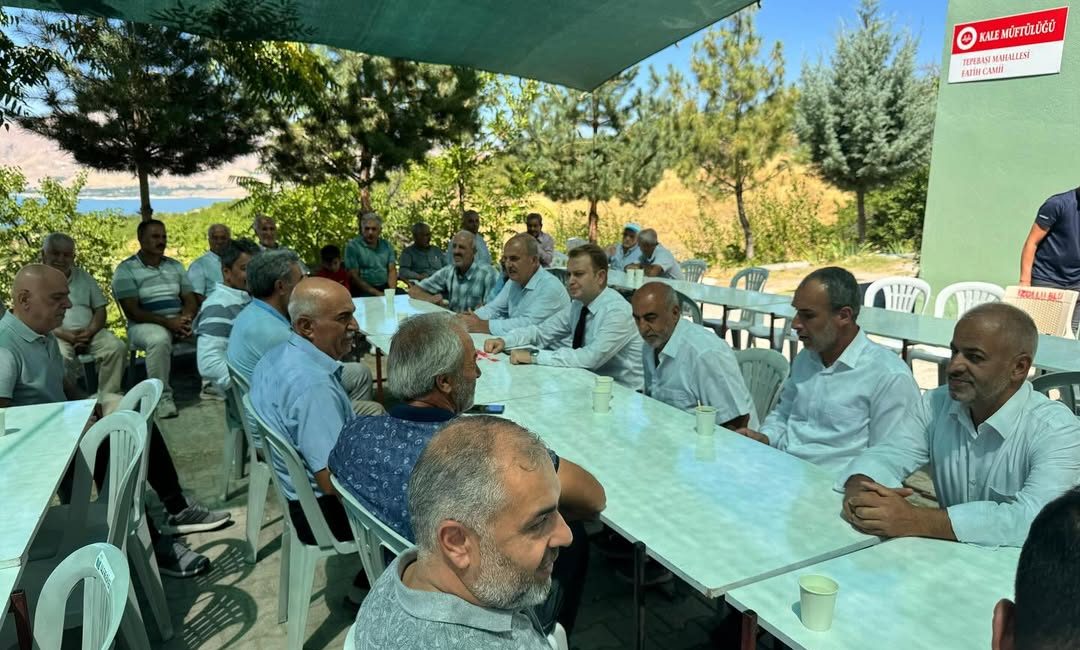 Kale Belediye Başkanı İhsan Özbay, Kale Kaymakamı Onur İnce ile