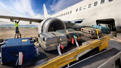 THY’den Yeni Güvenlik Kararı: Bataryası Ayrılmayan Akıllı Bagajlara Uçuş Yasağı İSTANBUL – Türk Hava Yolları (THY), uçuş güvenliğini artırmak amacıyla