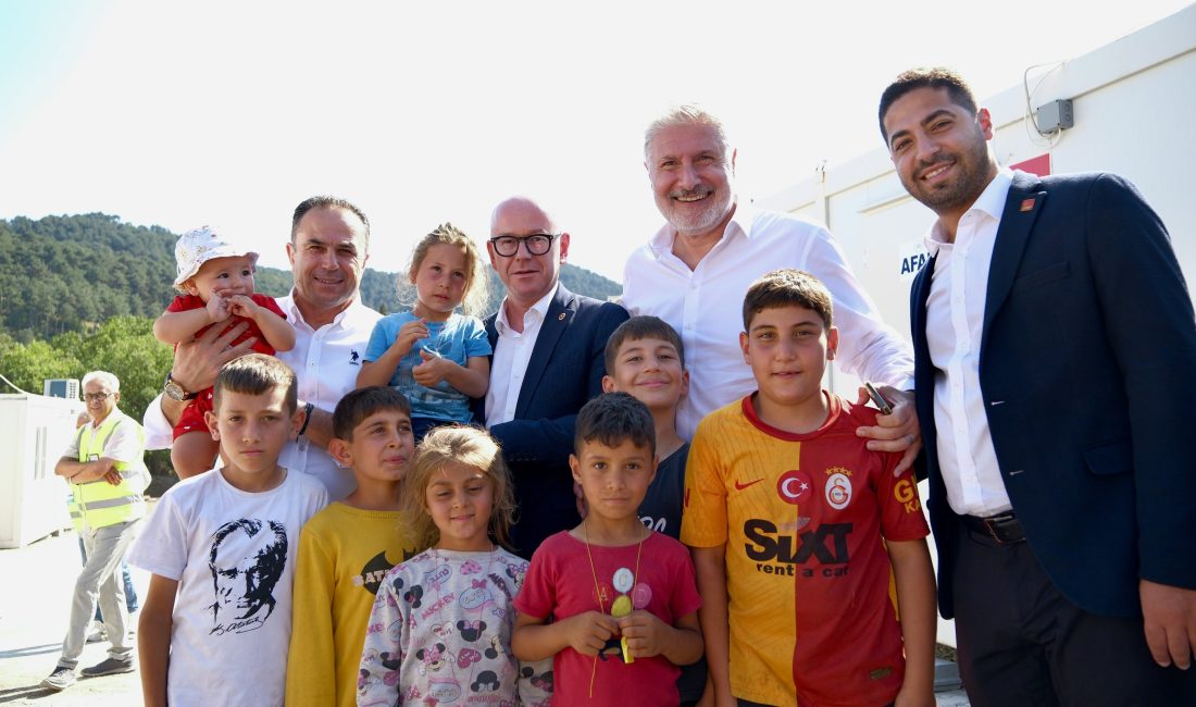 Prof. Dr. Bahadır Erdem: “Sındırgı Acilen Afet Bölgesi İlan Edilmeli” CHP Parti Meclisi Üyesi Prof. Dr. Bahadır Erdem, Sındırgı ve