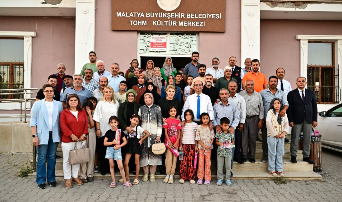 AK Parti Malatya Kadın Kolları İl Başkanı Esin Yılmaz, Yeşilyurt