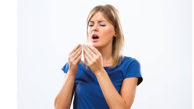 Gözlerinizi kapatmadan hapşırmanın imkânsız olduğu yönündeki yaygın inanışa tıp dünyasından