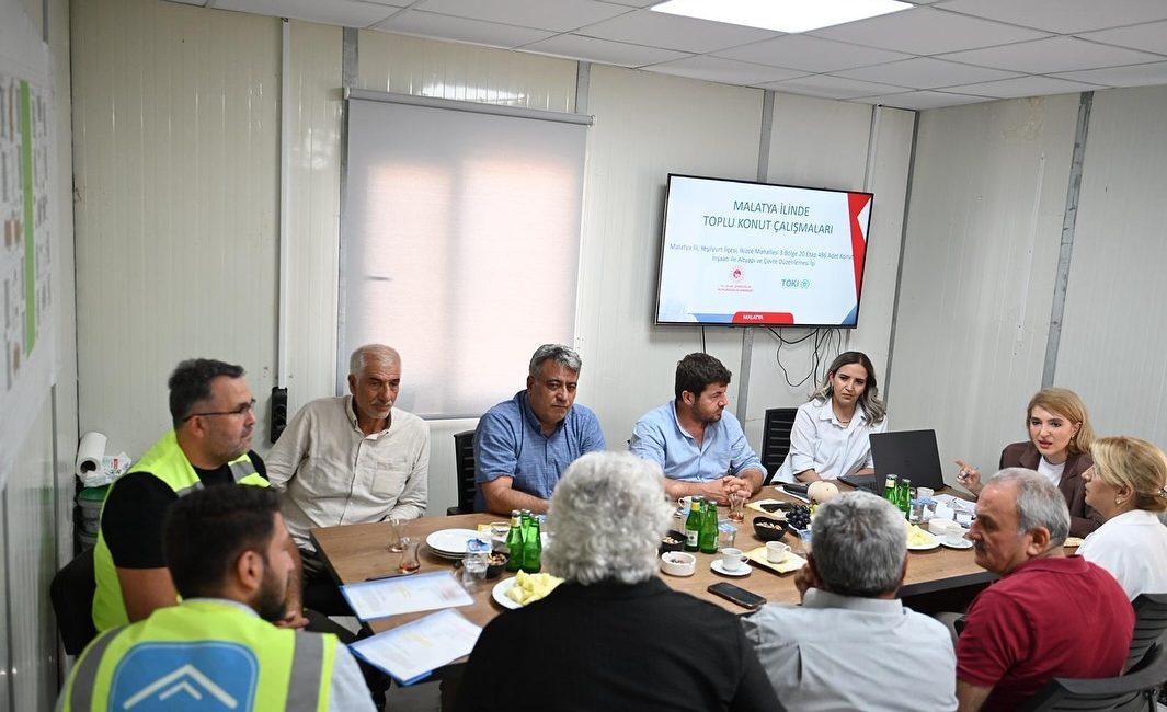 Milletvekili Ölmeztoprak, İkizce TOKİ Konutları Şantiyesini İnceledi AK Parti Malatya Milletvekili İnanç Siraç Kara Ölmeztoprak, Yeşilyurt ilçesi