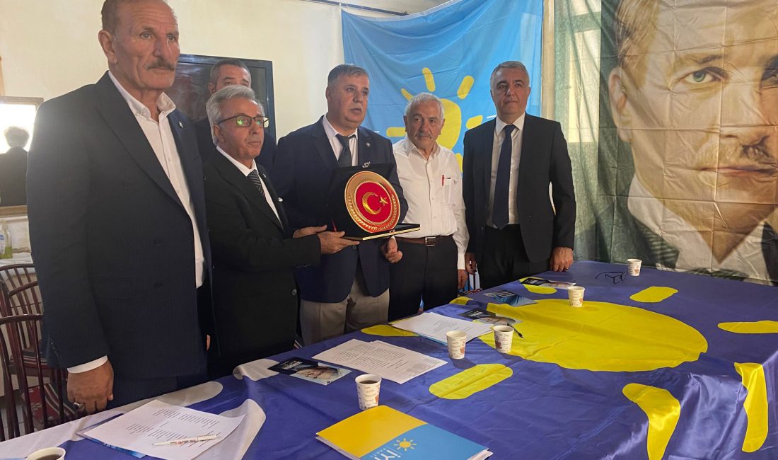 İYİ Parti Çelikhan İlçe Kongresi Gerçekleştirildi İYİ Parti Çelikhan İlçe Kongresi yoğun katılımla gerçekleştirildi. Kongrede, mevcut