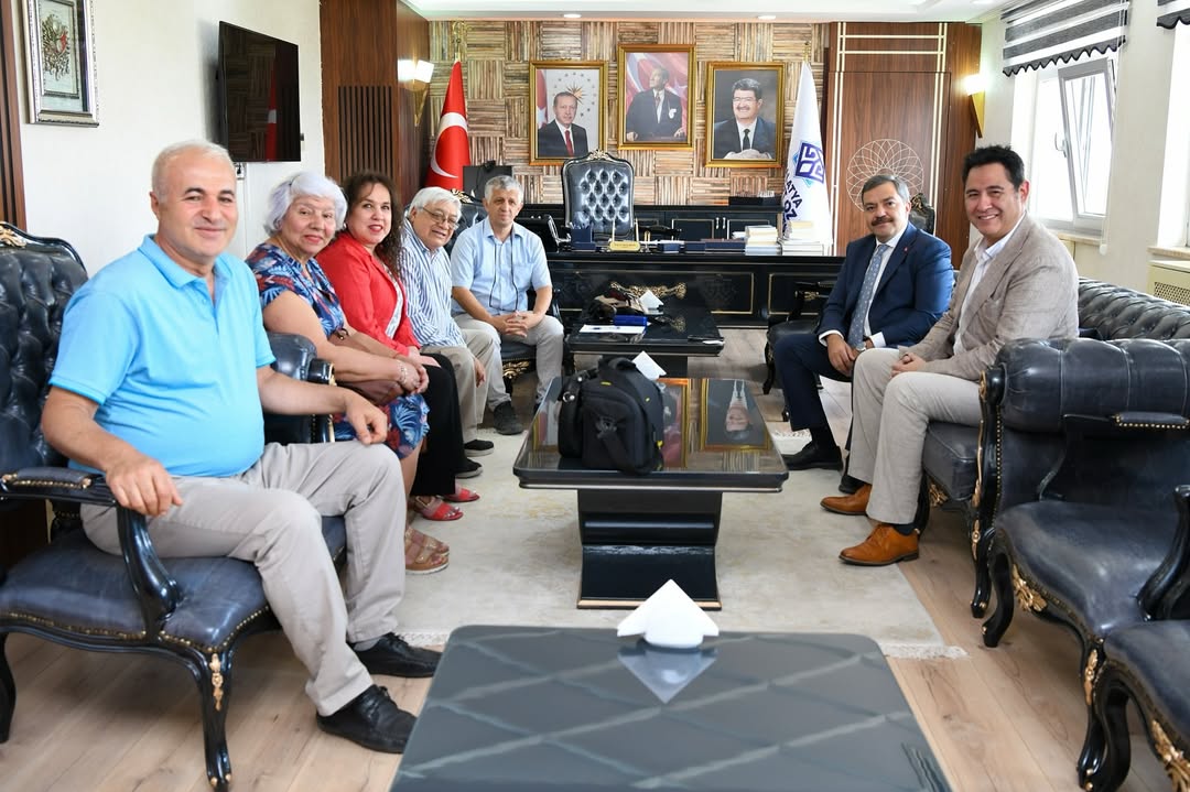 Malatya Turgut Özal Üniversitesi Rektörü Prof. Dr. Recep Bentli, üniversiteye