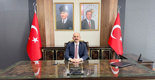 Doğanşehir Kaymakamı Ahmet Fatih Sungur, ilçenin halk pazarını ziyaret ederek