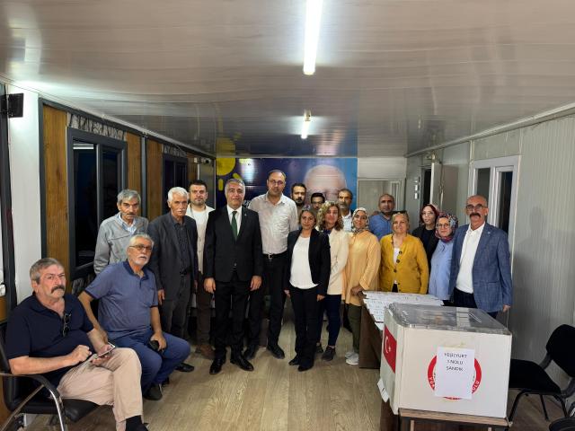 İYİ Parti Yeşilyurt İlçe Başkanlığında Delege Seçimleri Gerçekleştirildi İYİ Parti Yeşilyurt İlçe Başkanlığında delege seçimleri tamamlandı. İlçe Başkanlığı’nda