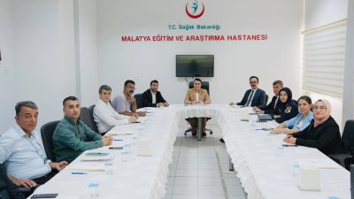 Malatya’da Çocuk İzlem Merkezi İl Koordinasyon Kurulu Toplantısı Yapıldı Çocuk İzlem Merkezleri tarafından sunulan hizmetlerin etkinliğini artırmak, kurumlar arası