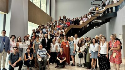 21 Kasım Gerontologlar Günü… Bugün, hayatın en kıymetli dönemlerine şefkatle