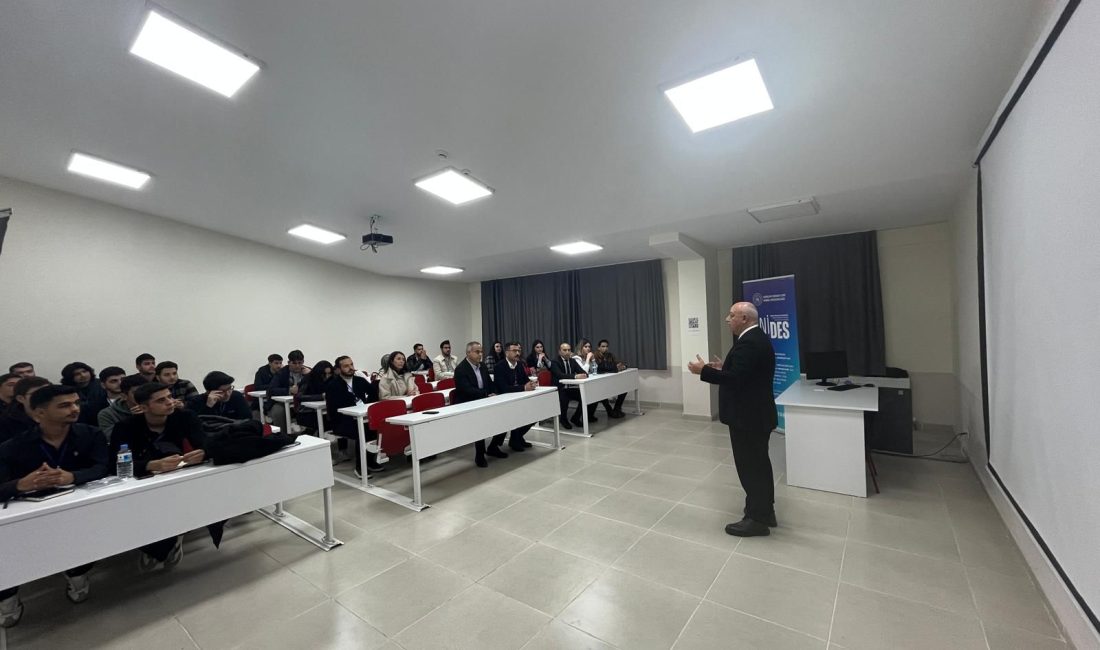 Kahramanmaraş İstiklal Üniversitesi (KİÜ), öğrencilerin proje geliştirme ve başvuru süreçlerindeki