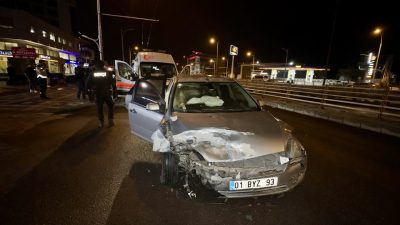 Çevreyolu üzeri Eski Köy Garajı yakınlarında meydana gelen trafik kazasında