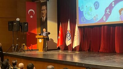 Türkiye Aşı Enstitüsü Başkanı Ateş Kara, Malatya’da düzenlenen konferansta mRNA
