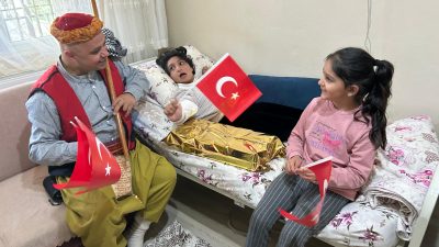 Malatya’da tiyatro sanatçısı Ömer Konakçı, 23 Nisan Ulusal Egemenlik ve