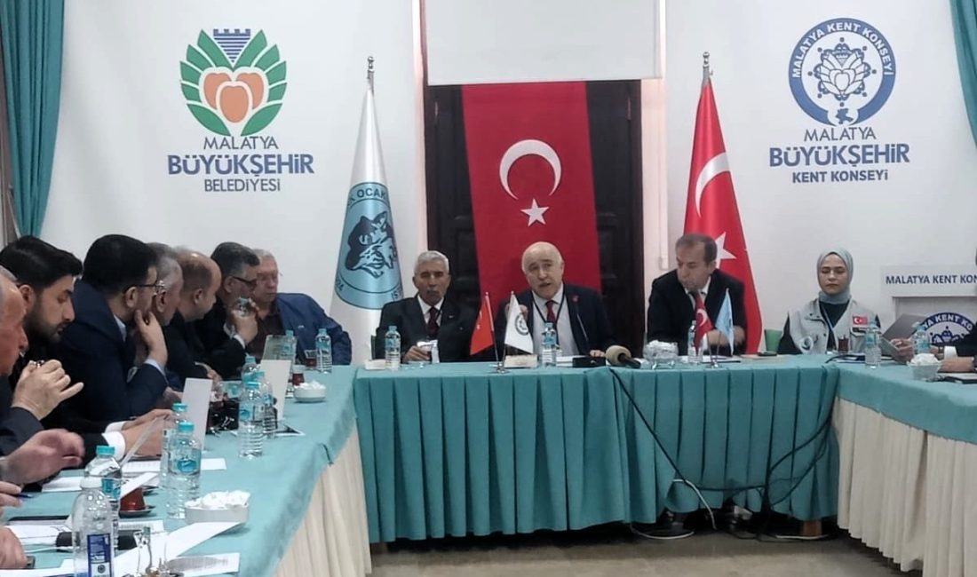 Türk Ocakları’ndan Malatya’da Dikkat Çeken Sonuç Bildirisi Türk Ocakları’nın 2026 yılı bölge toplantılarının beşincisi Malatya’da gerçekleştirildi. Doğu